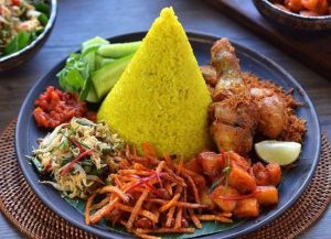 Resep Nasi Kuning Enak, Bergizi dan Nyaman